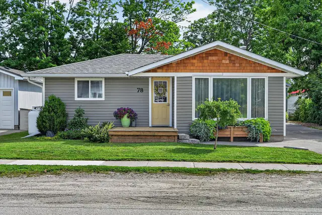 78 William St, Kawartha Lakes, ON K0M 1A0, Canada, Kawartha Lakes, Ont